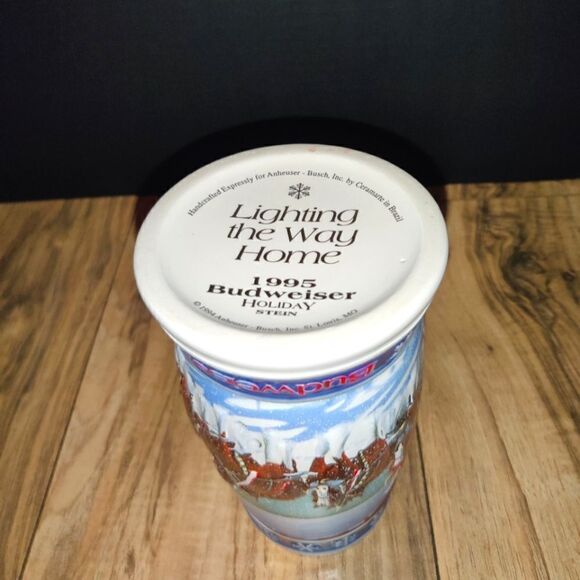 Budweiser Limited Edition Holiday Stein Vintage 1995 Lighting the Way Home - Picture 7 of 8